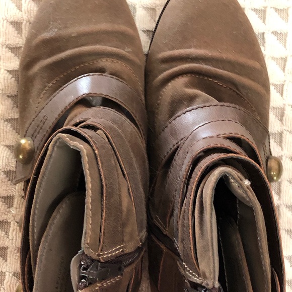 Madden Girl suede boots - Size 7 - Picture 3 of 4